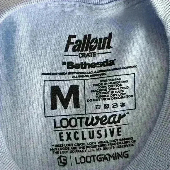 Loot Crate Astoundingly Awesome Tales #4 Tee Shirt - Picture 4 of 4